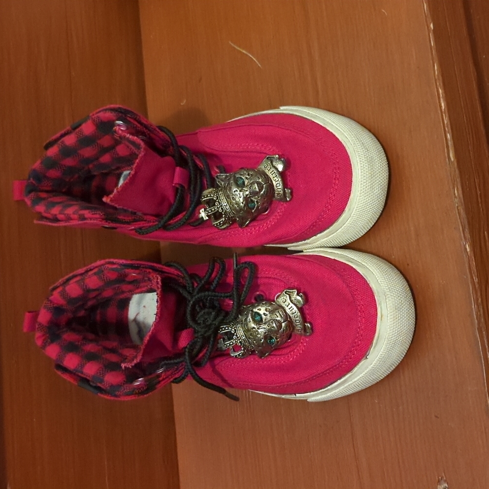 Vans style kpop style red shoes